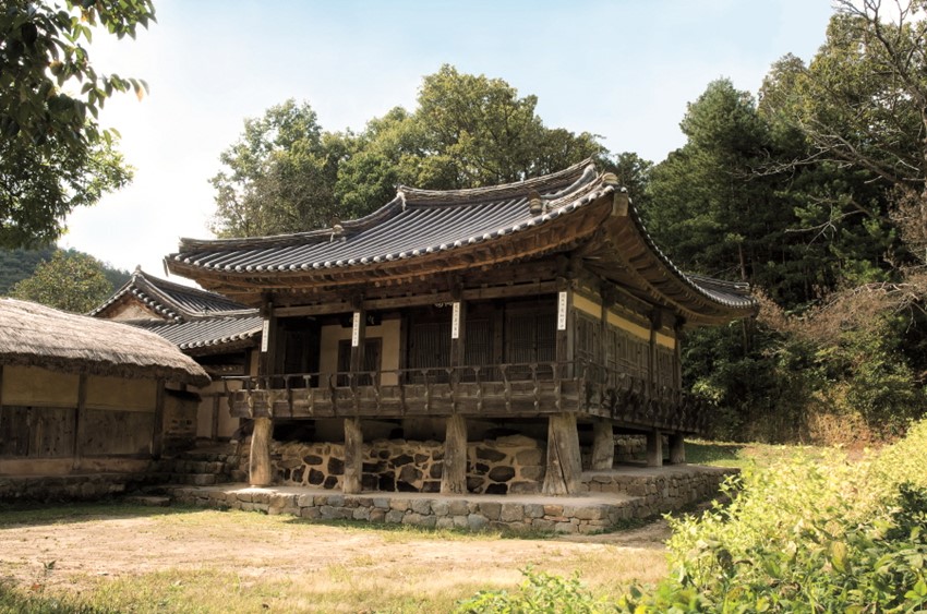 1.예천군, 남악종택 소장 전적 유형문화재 지정